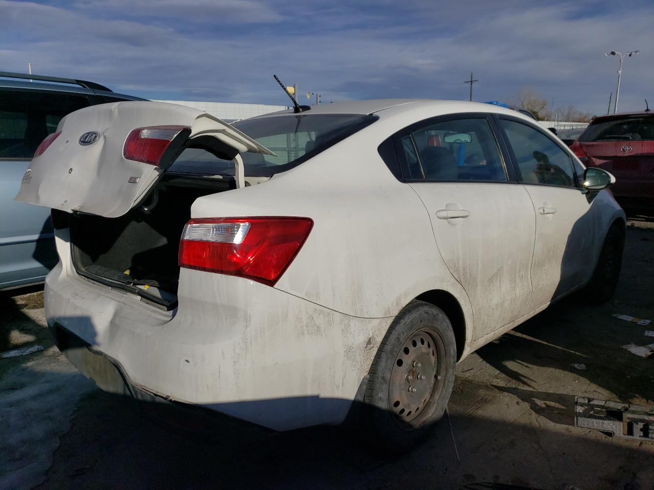 2012 Kia Rio - Image 3