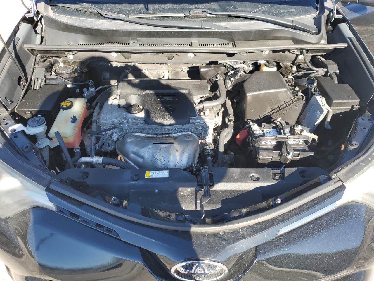 2018 Toyota RAV 4 - Image 12