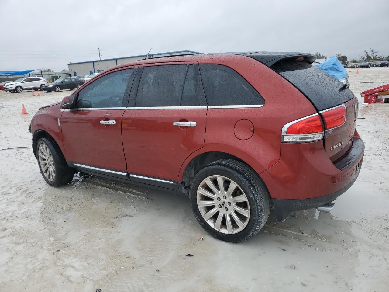 2014 Lincoln MKX - Image 2