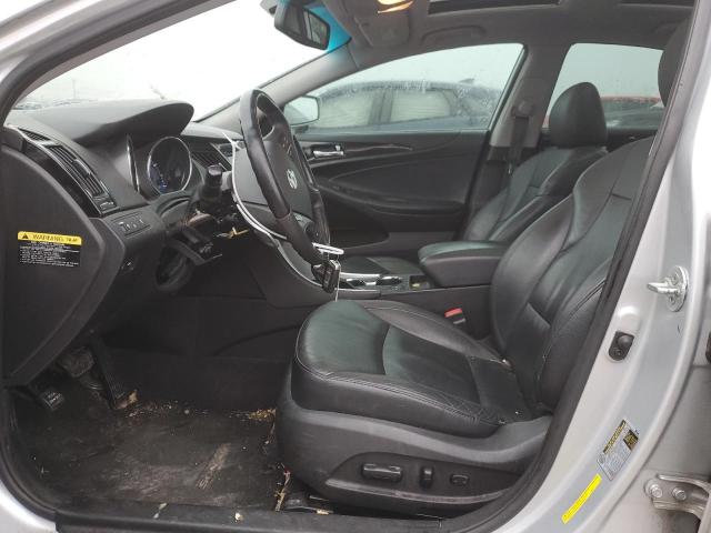  HYUNDAI SONATA 2013 Серебристый