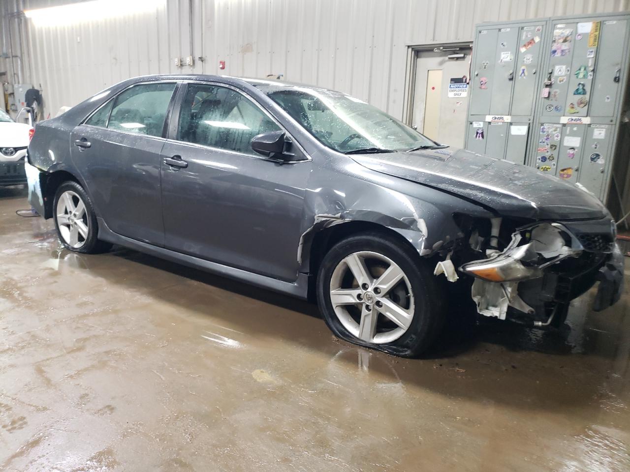 2012 Toyota Camry - Image 4