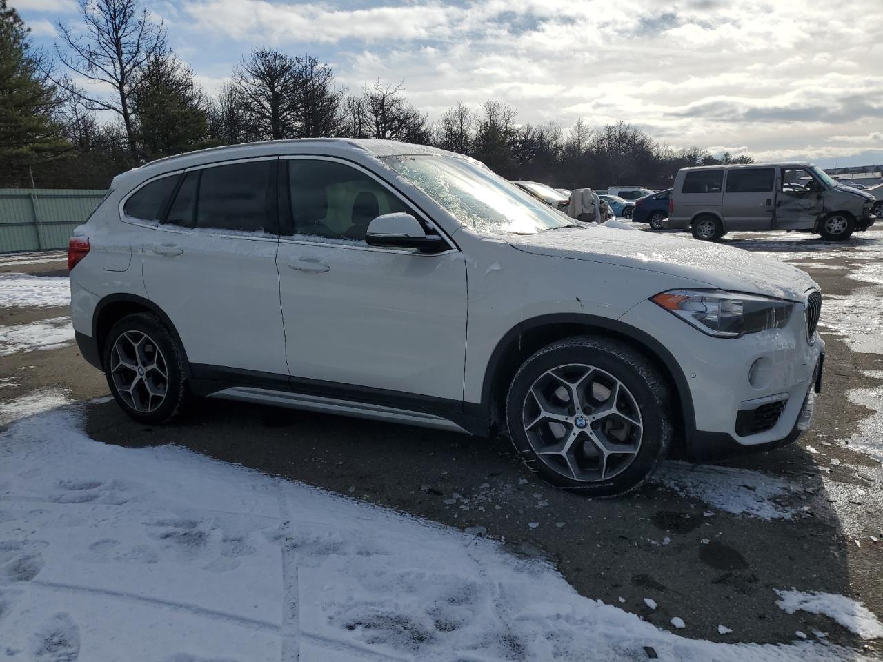 2018 BMW X1 - Image 4