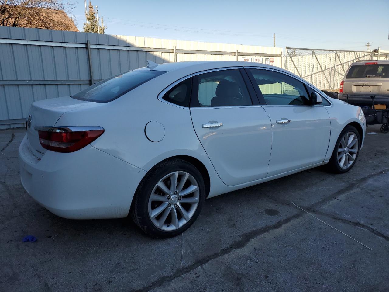 2014 Buick Verano - Image 3