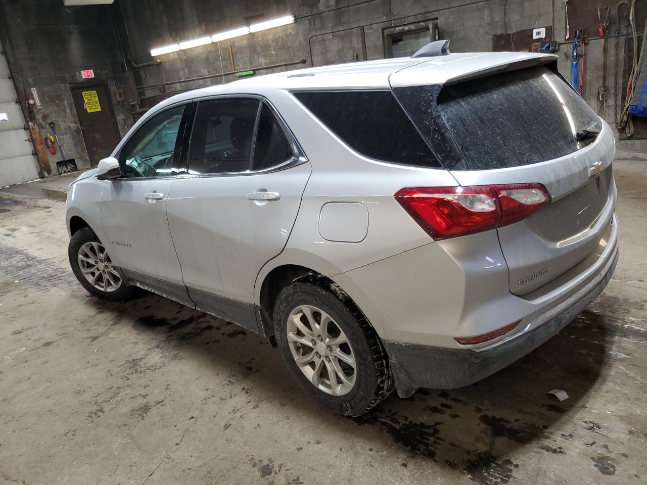 2019 Chevrolet Equinox - Image 2