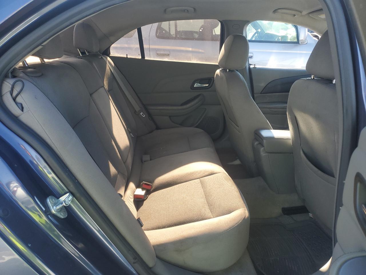 2013 Chevrolet Malibu - Image 10