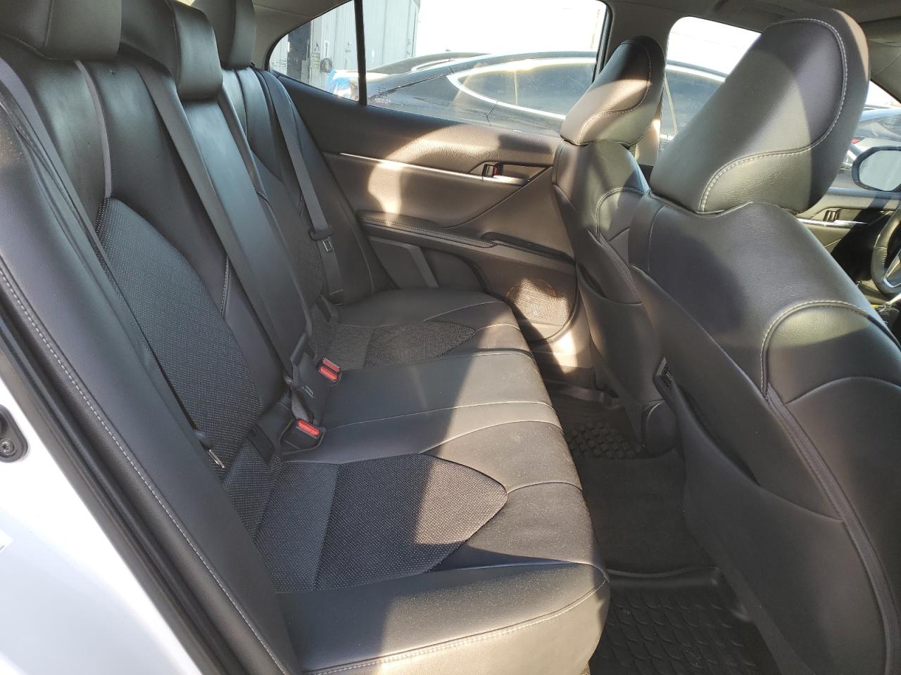 2019 Toyota Camry - Image 10