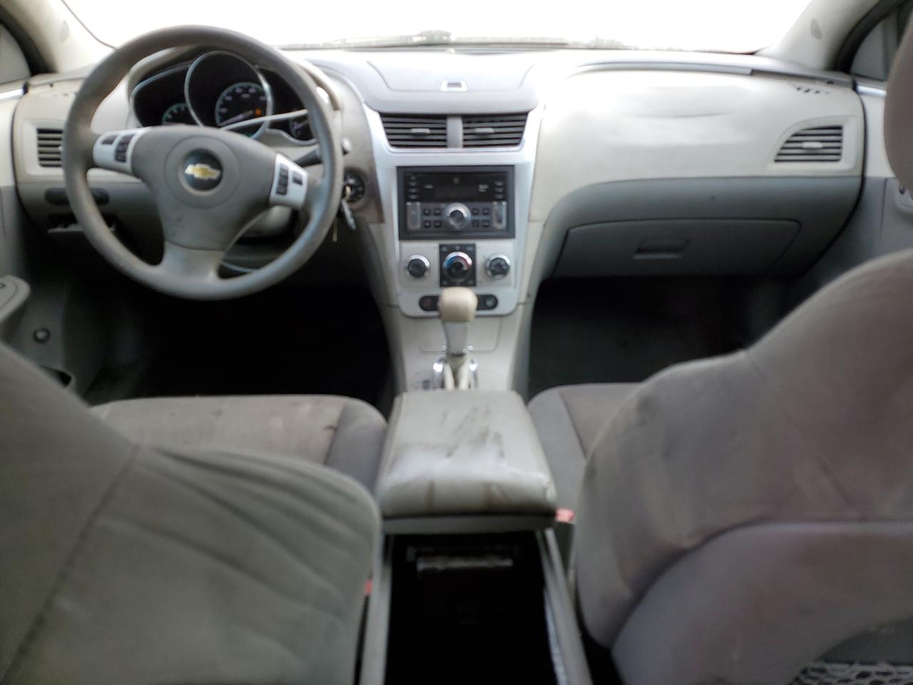 2011 Chevrolet Malibu - Image 8