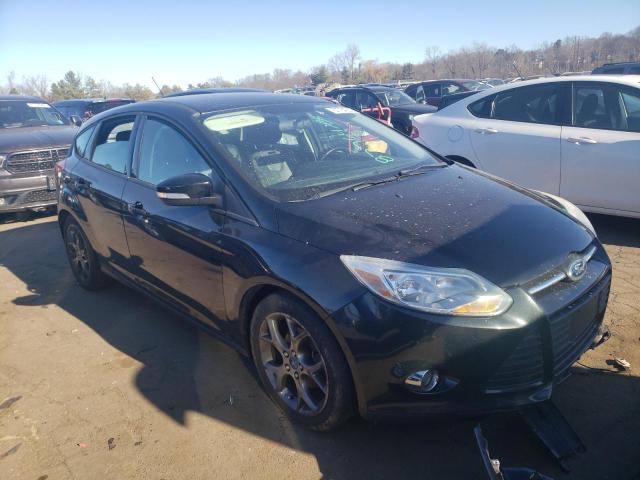 Hatchbacks FORD FOCUS 2013 Black