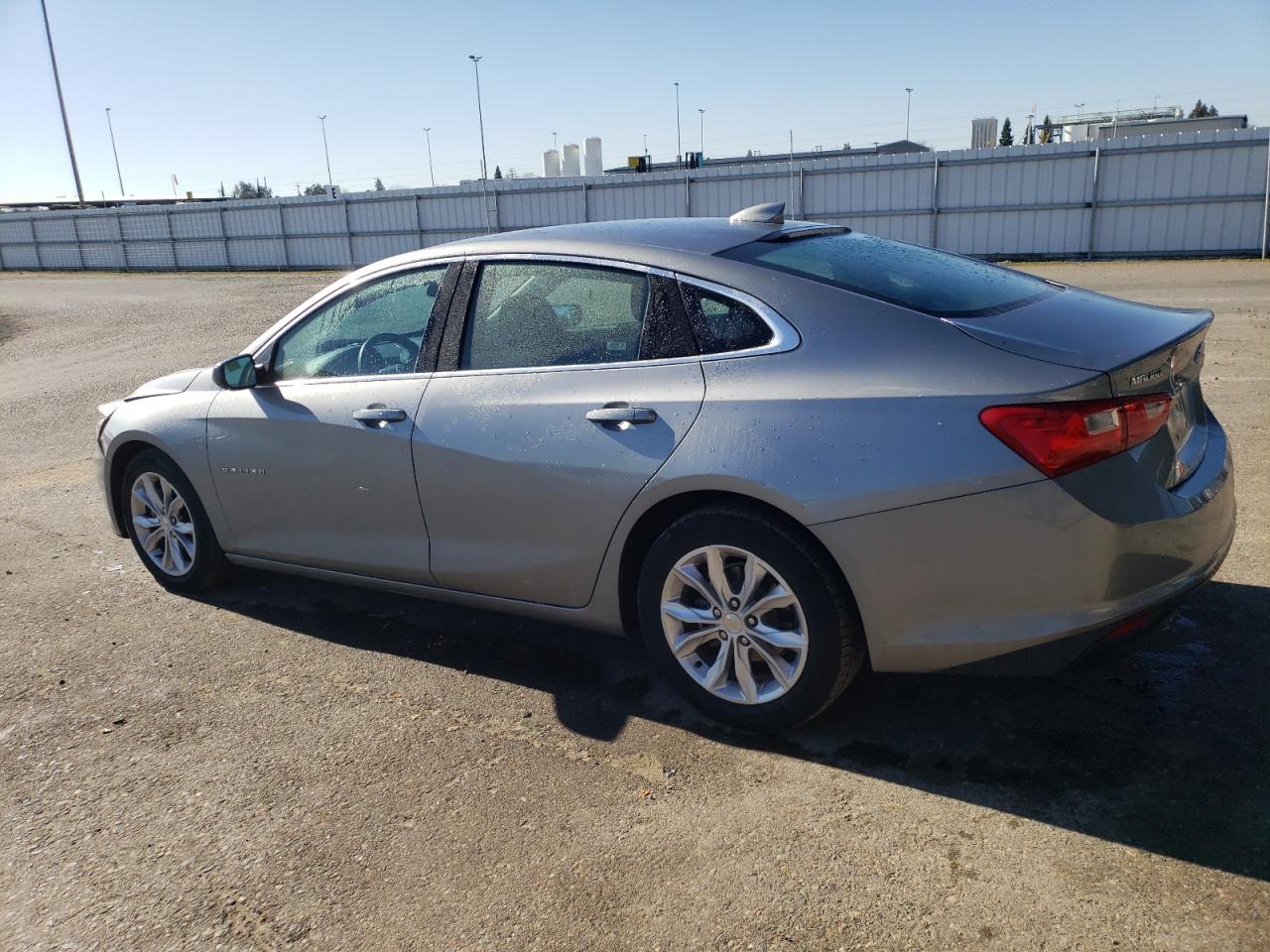 2023 Chevrolet Malibu - Image 2