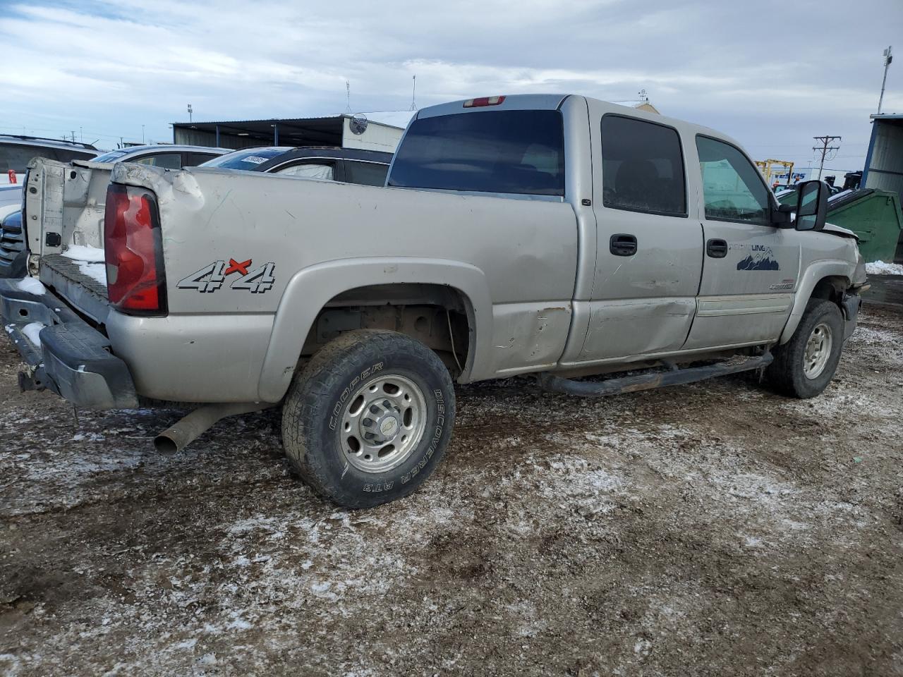 2004 Chevrolet Silverado - Image 3