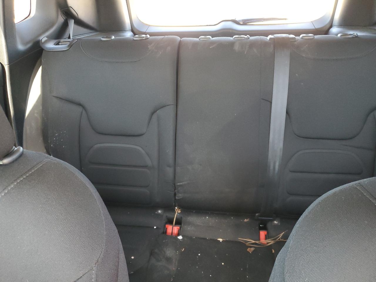 2018 Jeep Renegade - Image 10