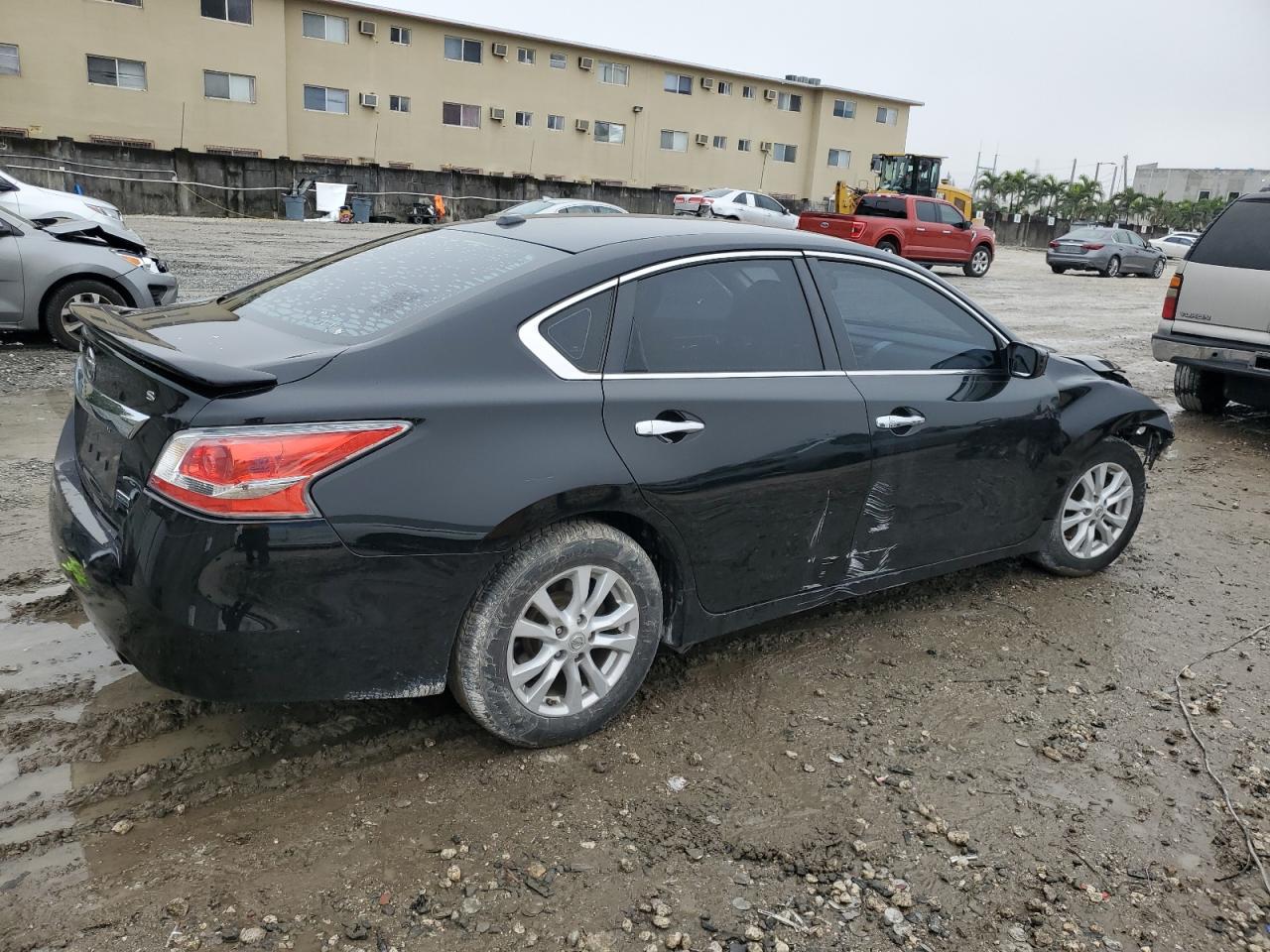 2015 Nissan Altima - Image 3