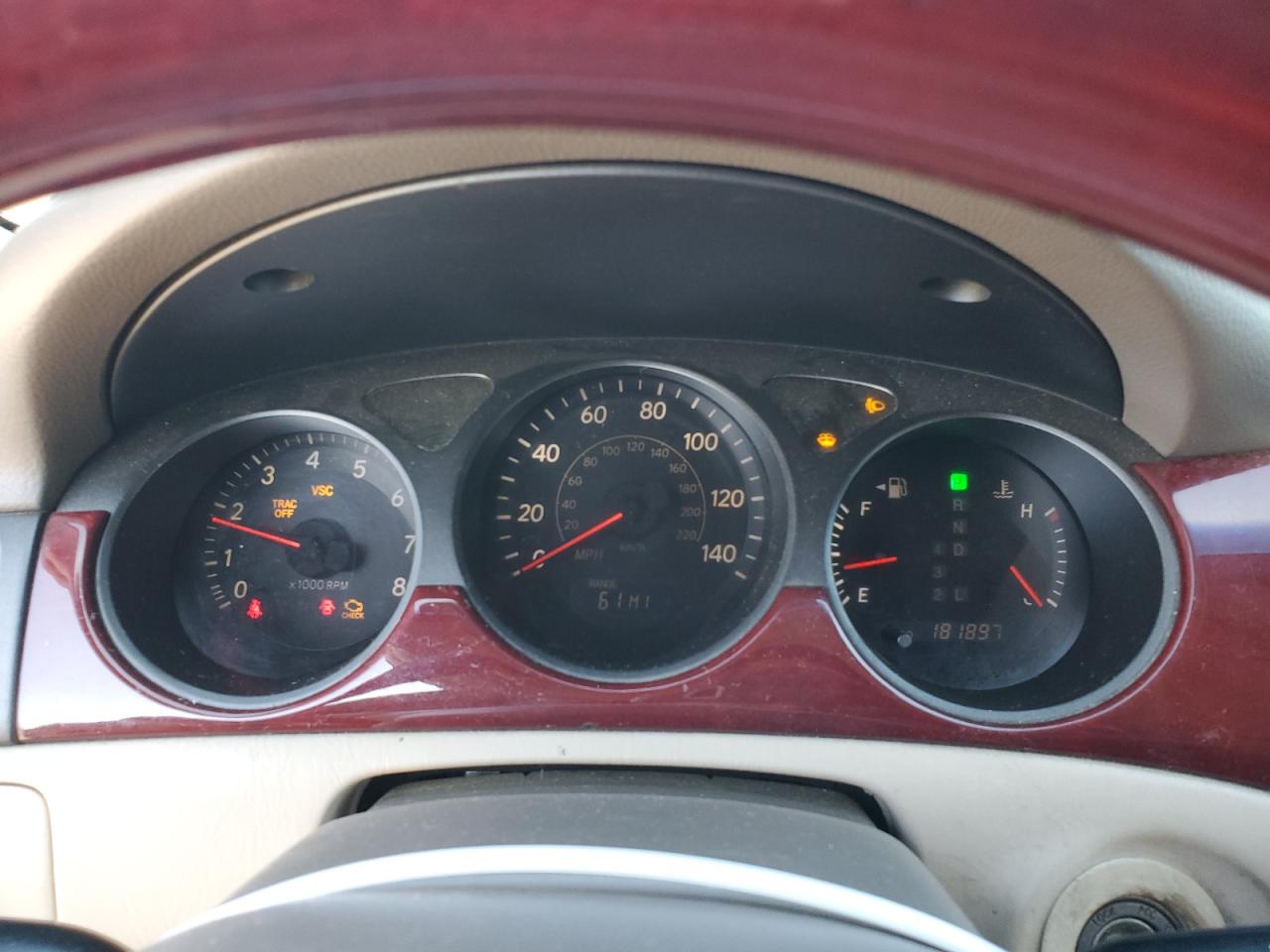 2004 Lexus ES - Image 9