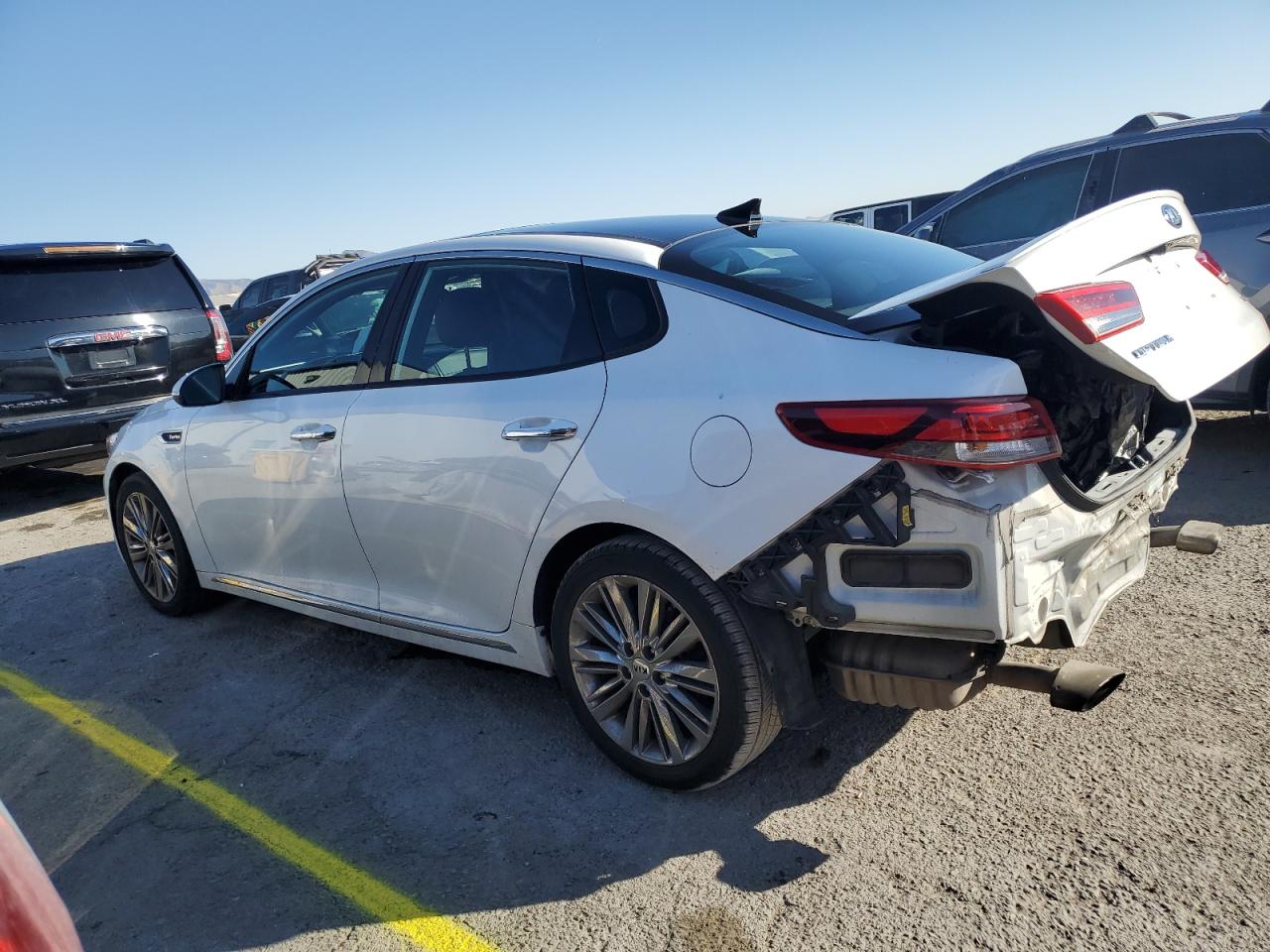 2016 Kia Optima - Image 2