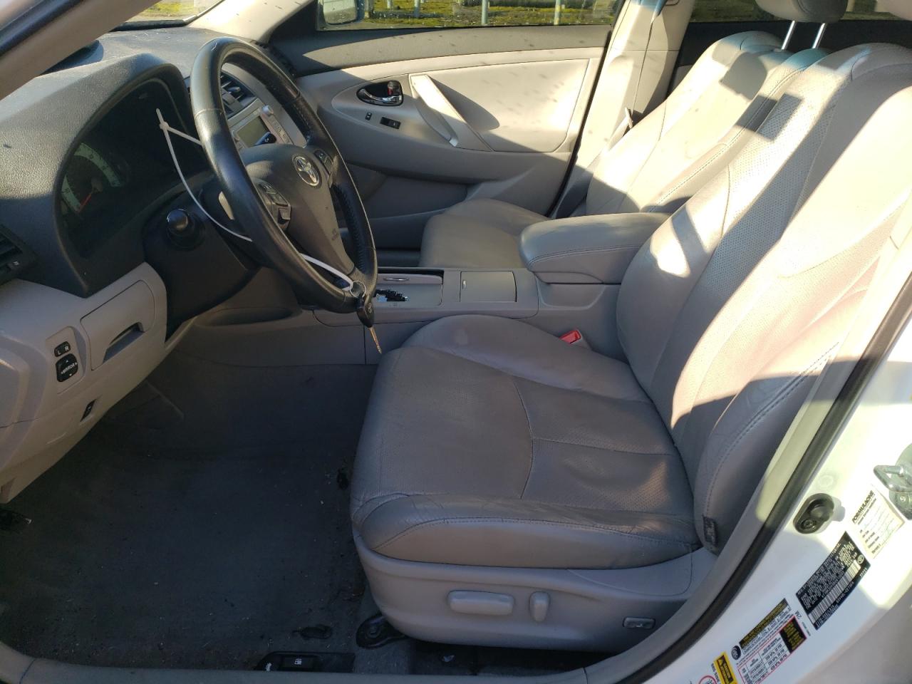 2011 Toyota Camry - Image 7