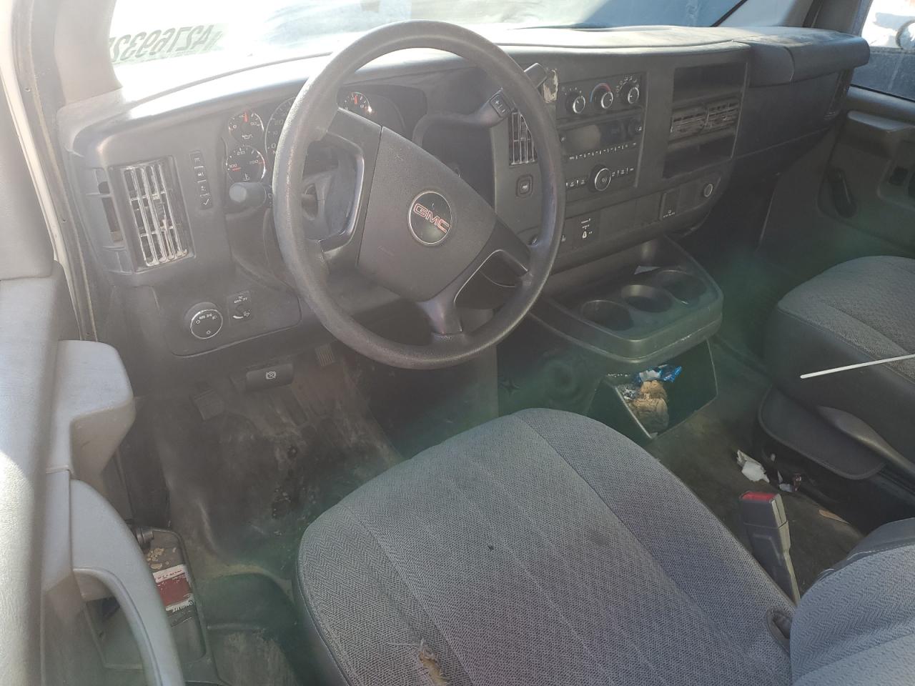 2015 GMC Savana - Image 8