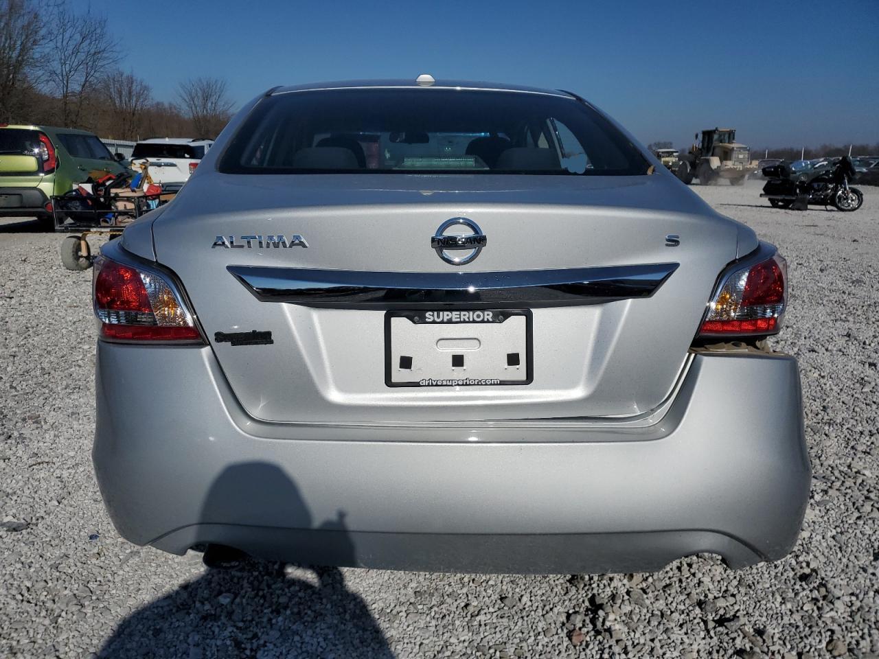 2015 Nissan Altima - Image 6