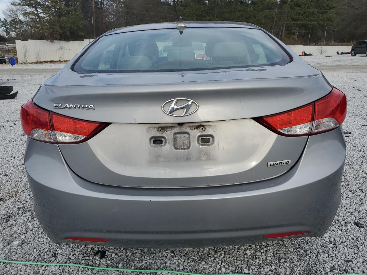 2013 Hyundai Elantra - Image 6