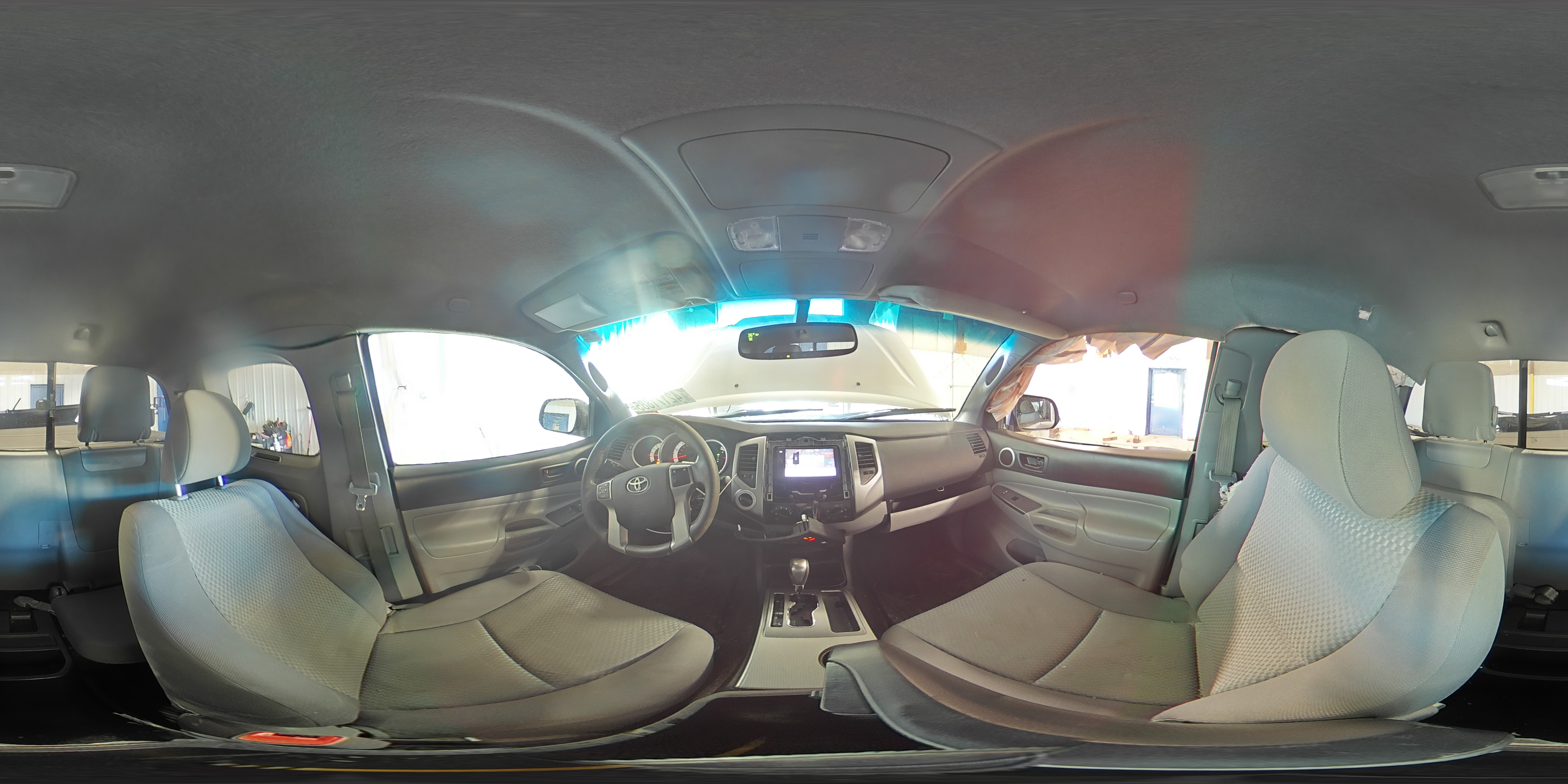 2012 Toyota Tacoma - Image 14