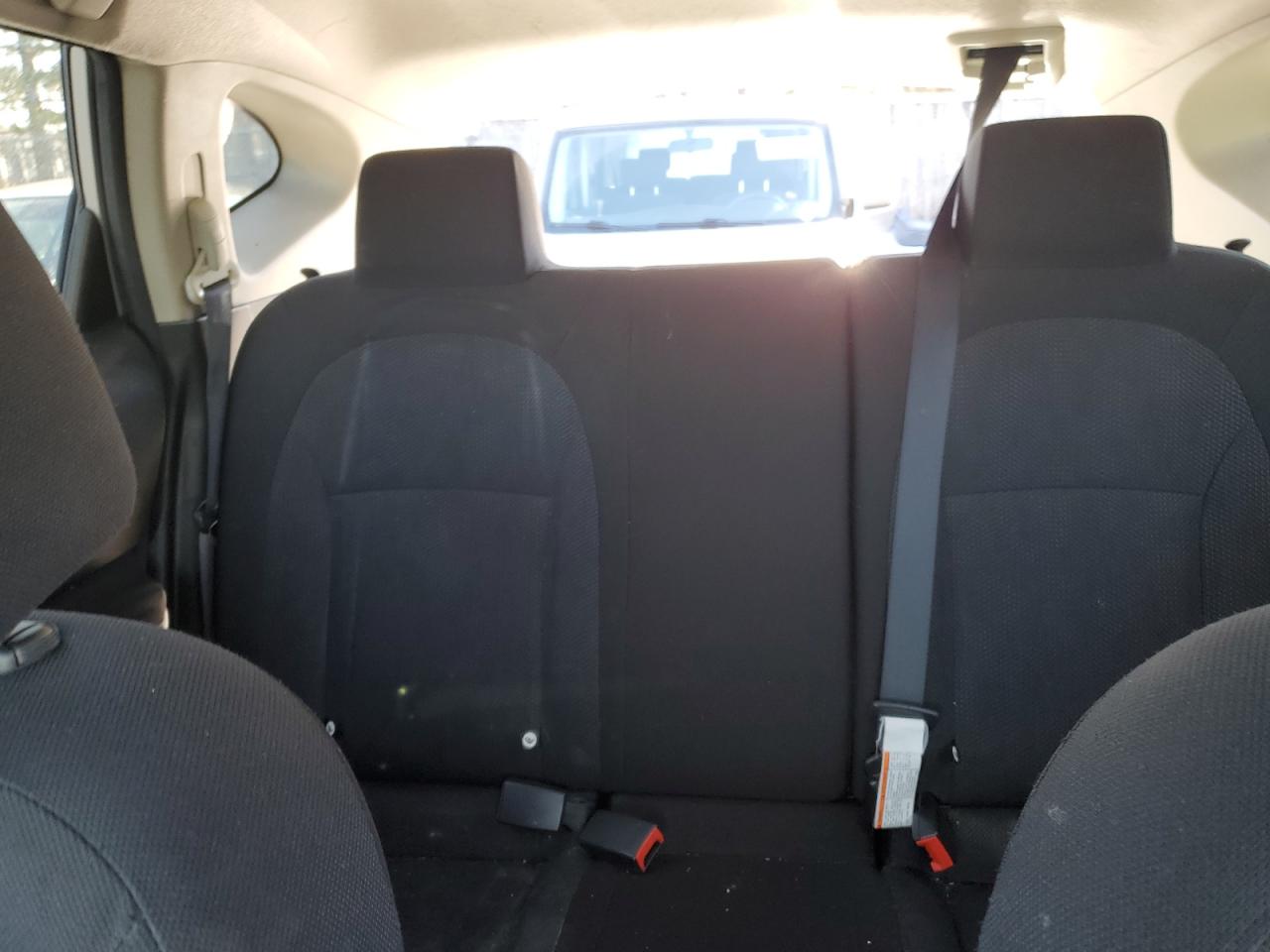 2015 Nissan Rogue - Image 10