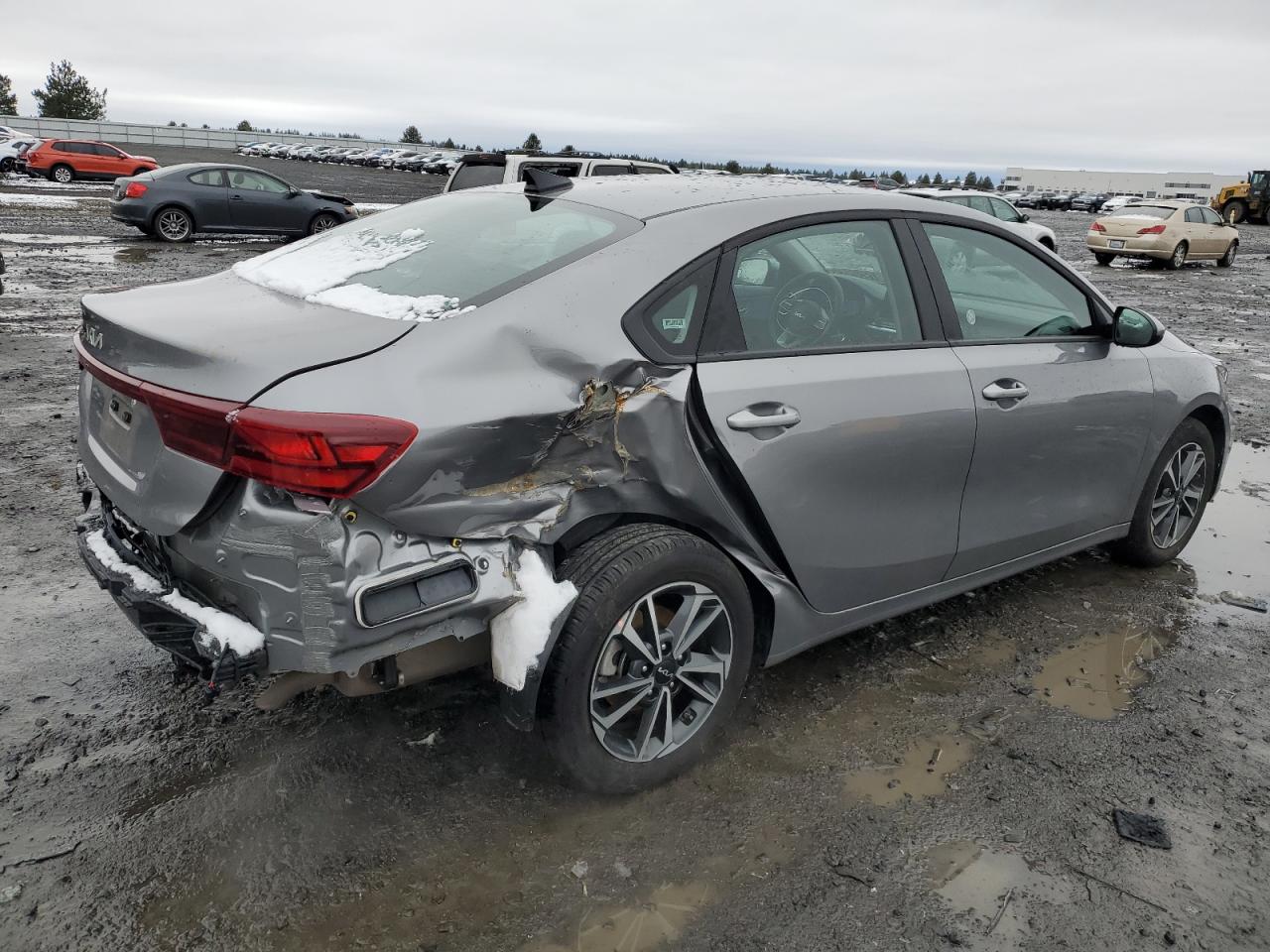 2024 Kia Forte - Image 3