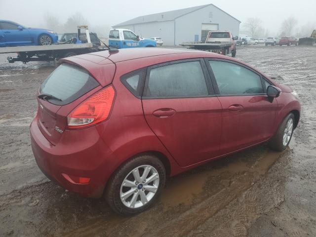 Hatchbacks FORD FIESTA 2013 Czerwony