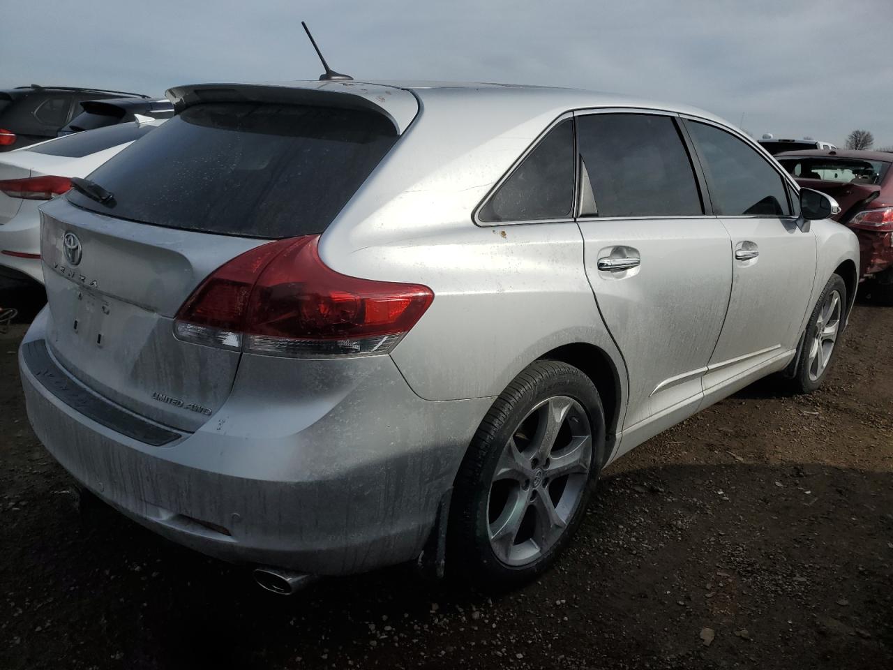 2014 Toyota Venza - Image 3