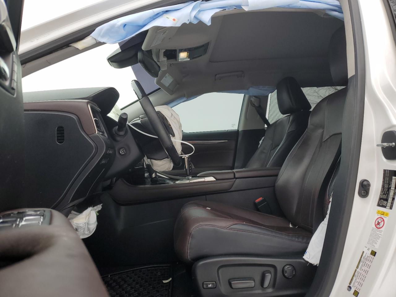 2016 Lexus RX - Image 7