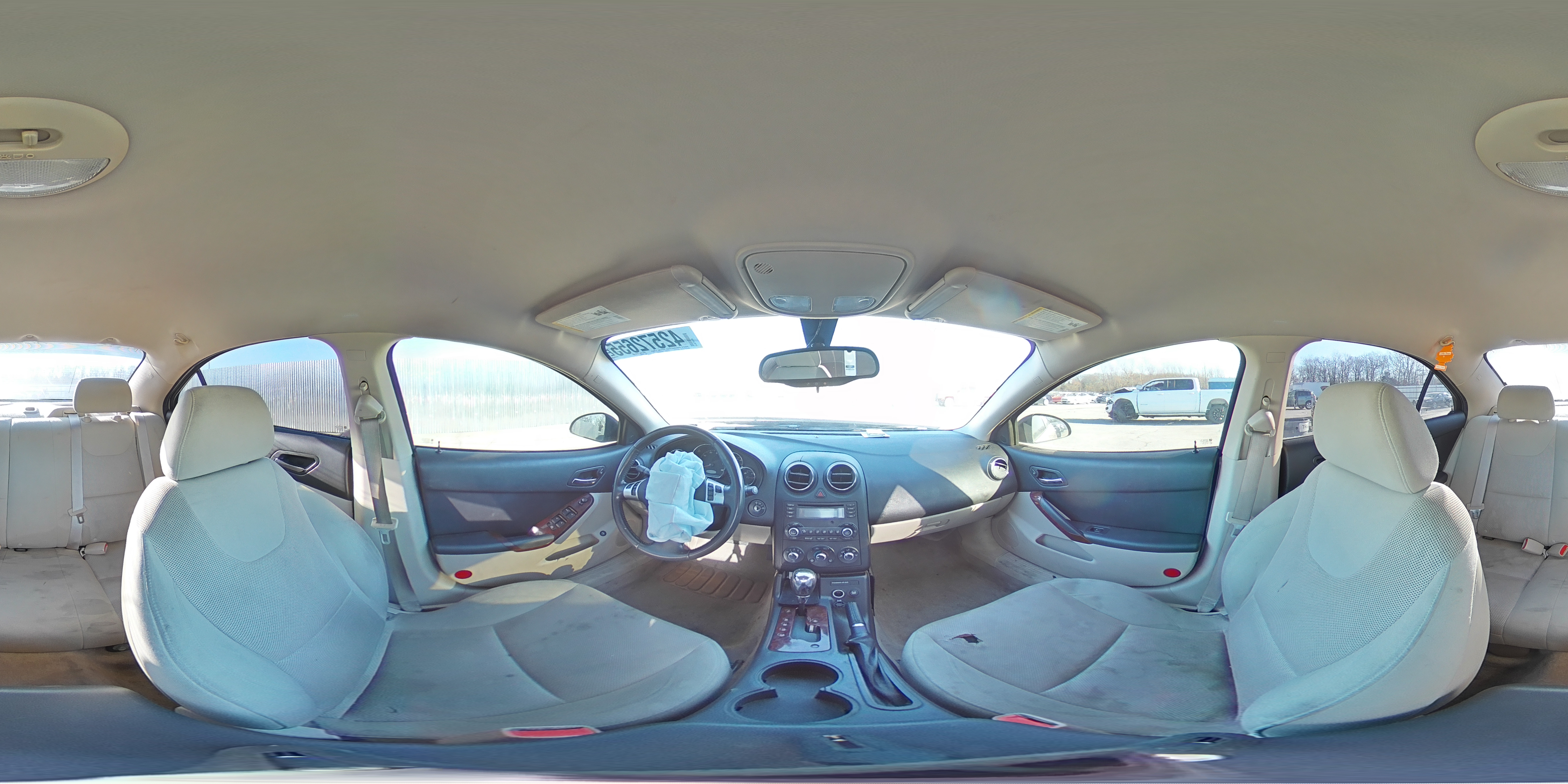 2008 Pontiac G6 - Image 13