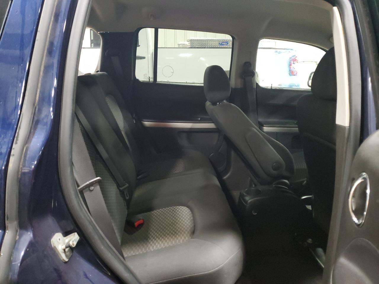 2008 Chevrolet HHR - Image 10