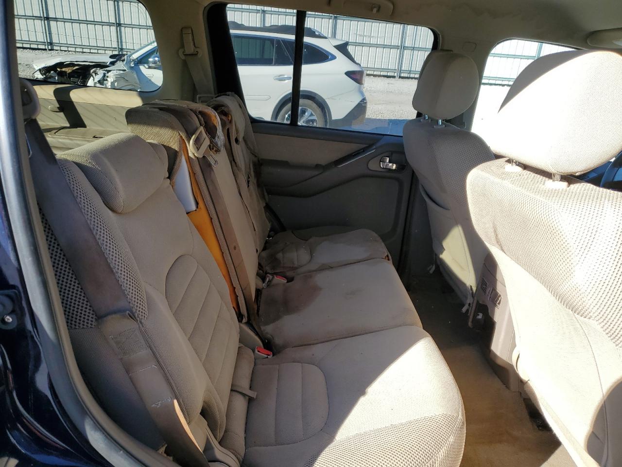 2008 Nissan Pathfinder - Image 11