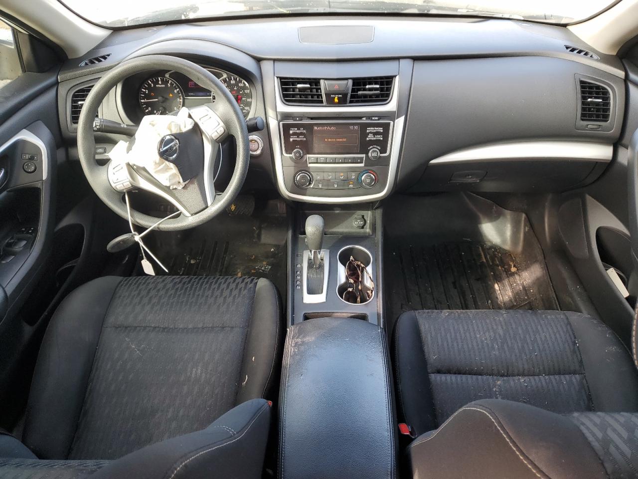 2017 Nissan Altima - Image 8