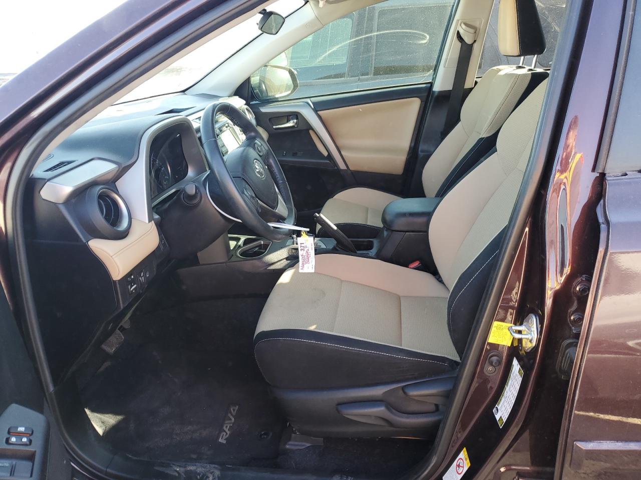 2018 Toyota RAV 4 - Image 7