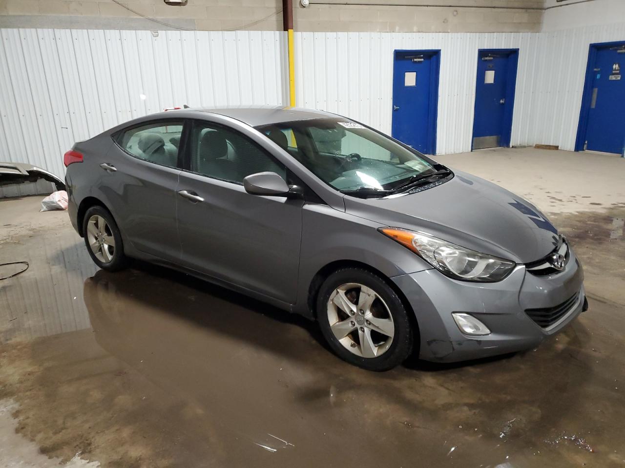 2012 Hyundai Elantra - Image 4