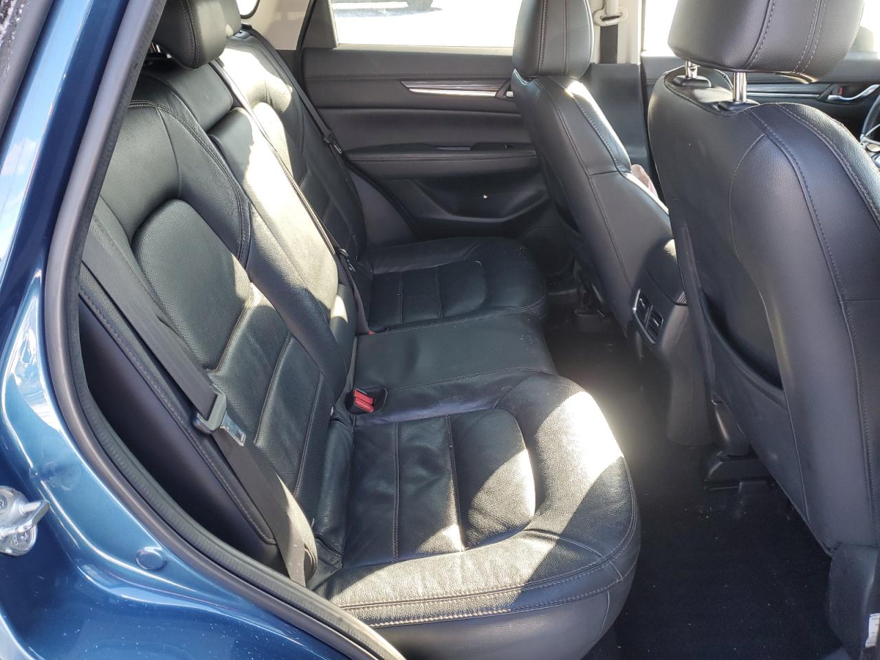 2017 Mazda CX-5 - Image 11