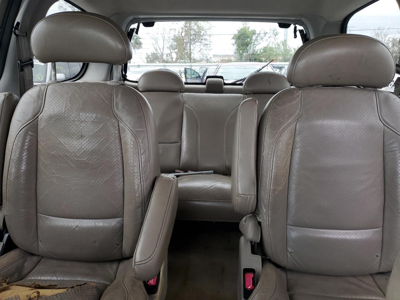 2001 Nissan Quest - Image 10