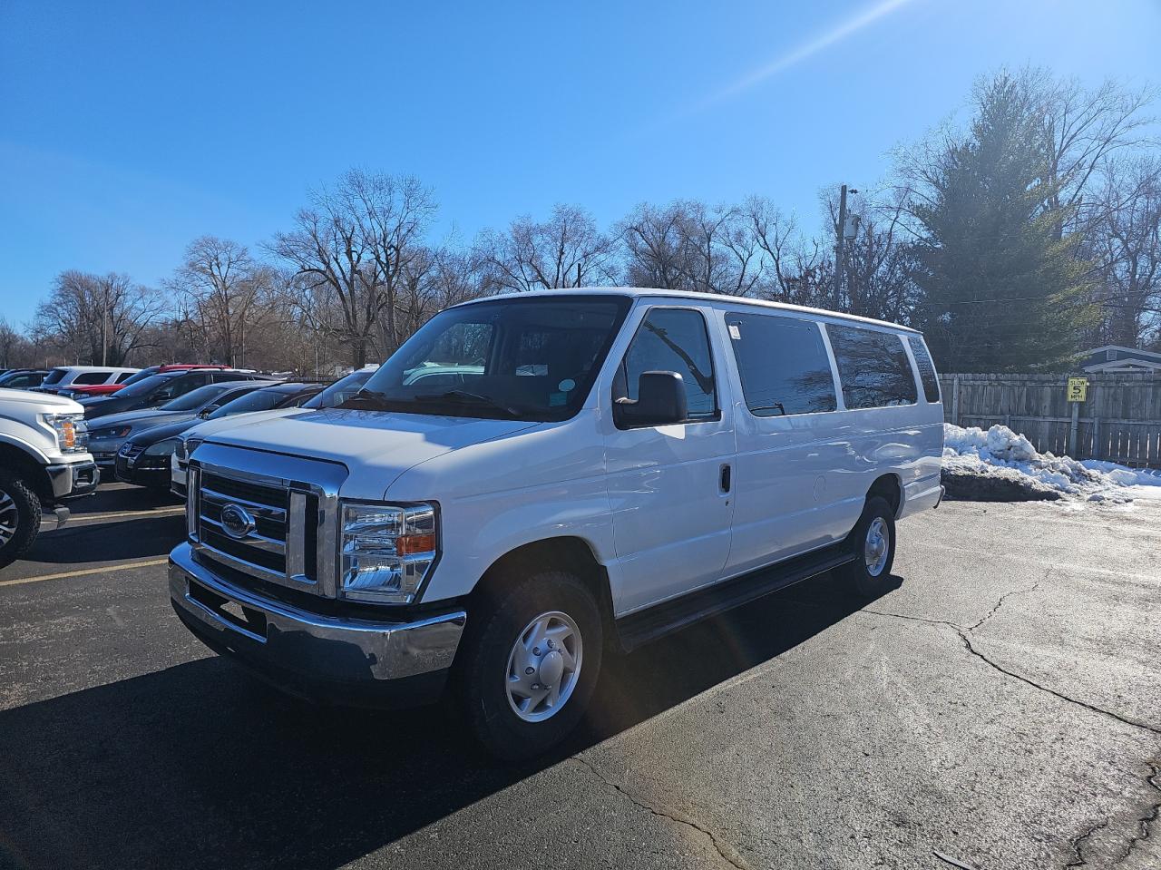 2013 Ford Econoline - Image 2