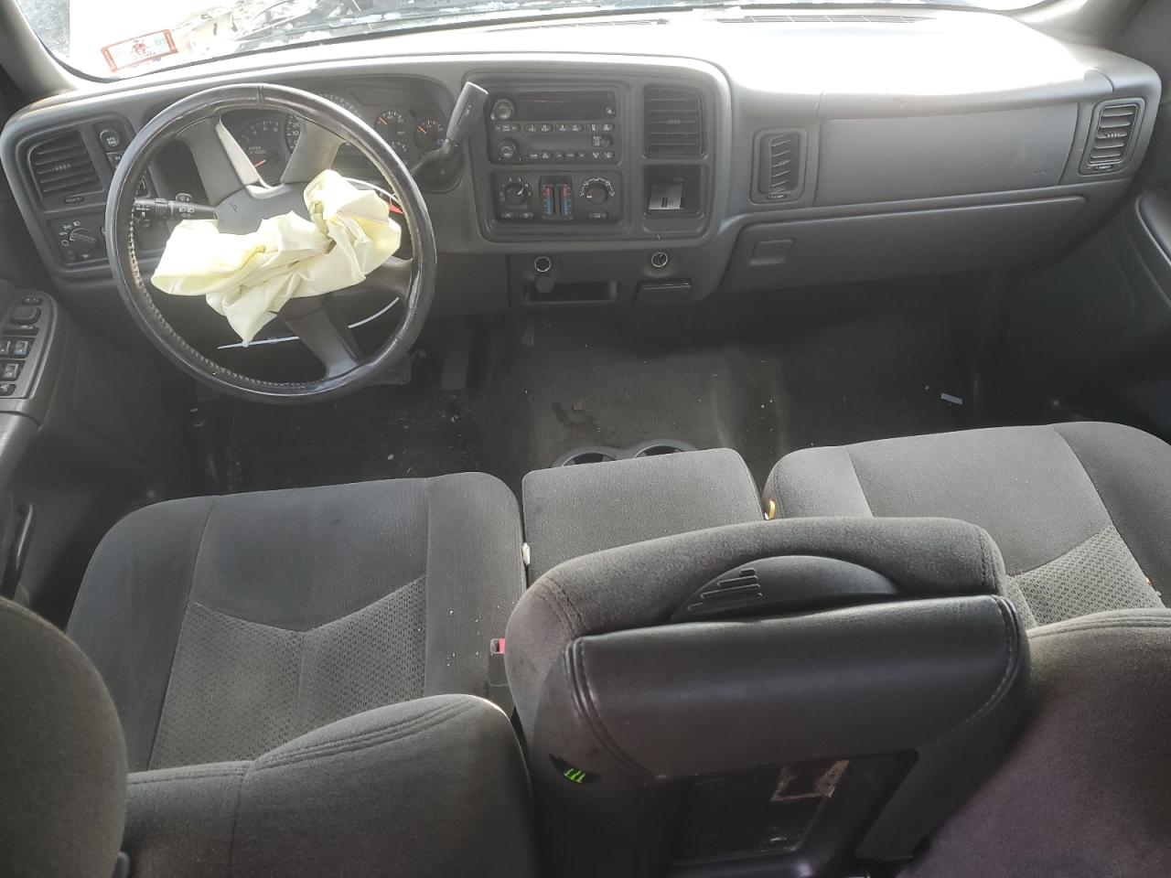 2006 Chevrolet Silverado - Image 8