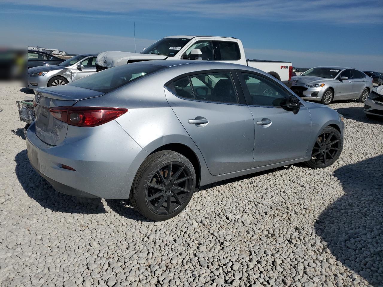2018 Mazda 3 - Image 3