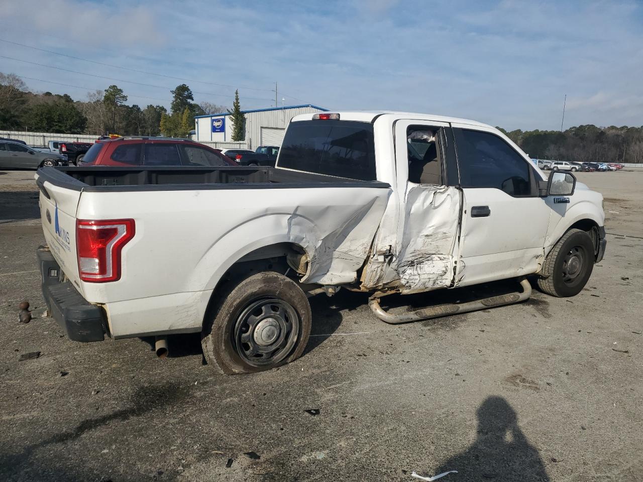2016 Ford F-150 - Image 3