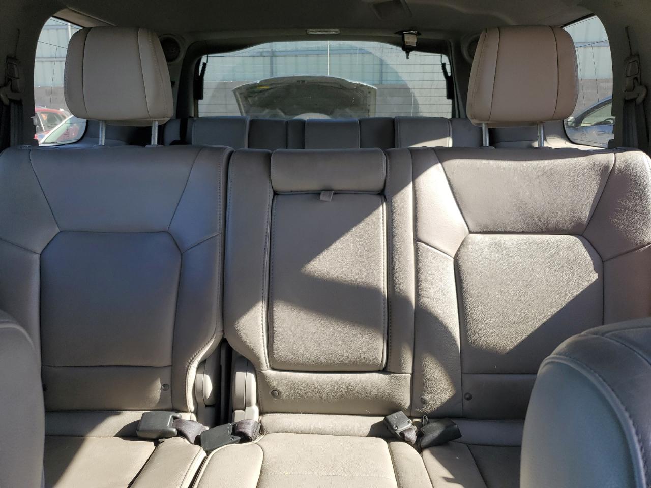 2014 Honda Pilot - Image 10