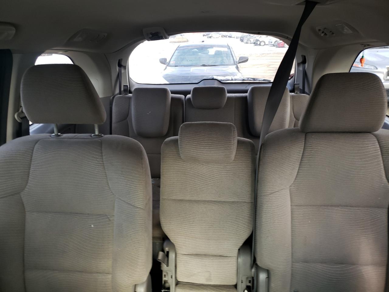 2012 Honda Odyssey - Image 10