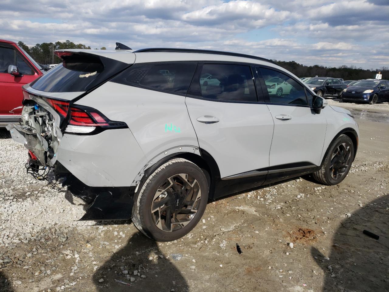 2024 Kia Sportage - Image 3