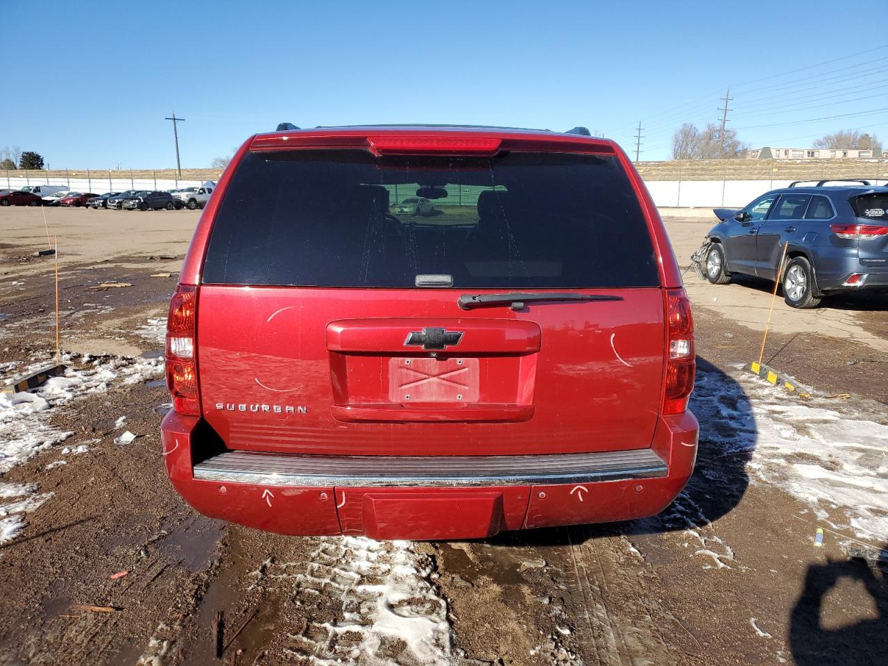 2014 Chevrolet Suburban - Image 6