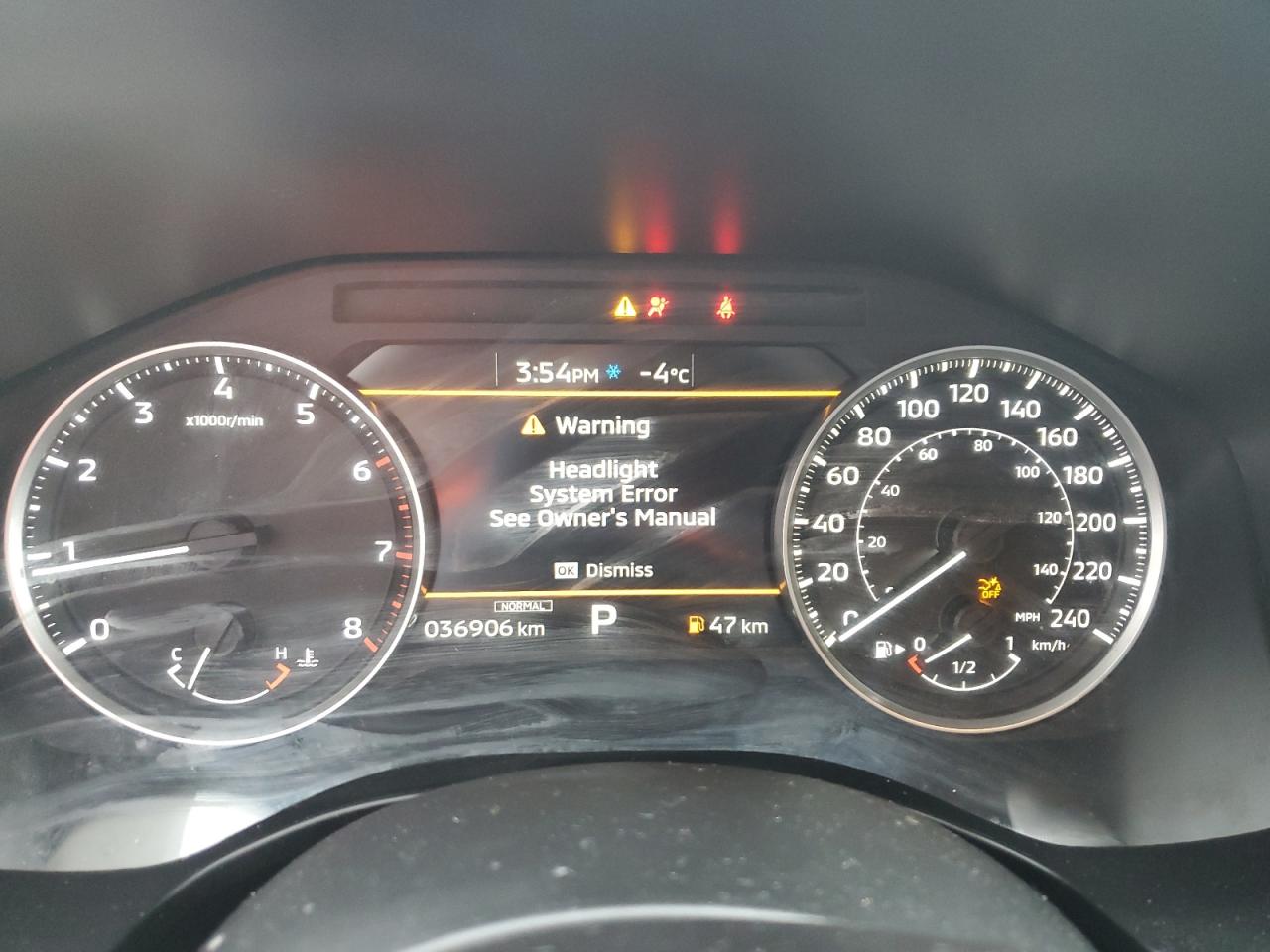 2024 Mitsubishi Outlander - Image 9