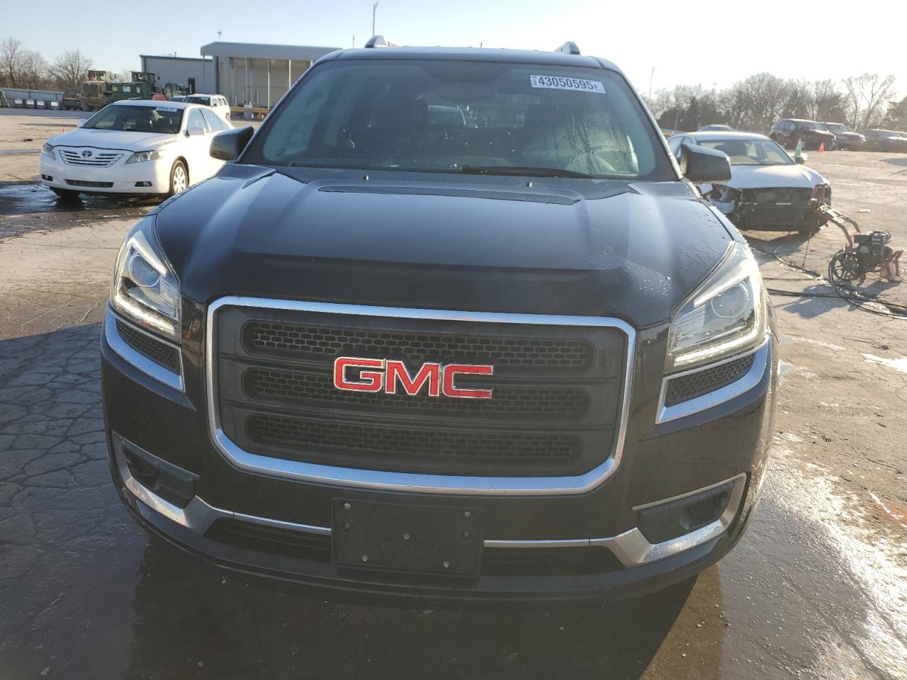 2014 GMC Acadia - Image 5