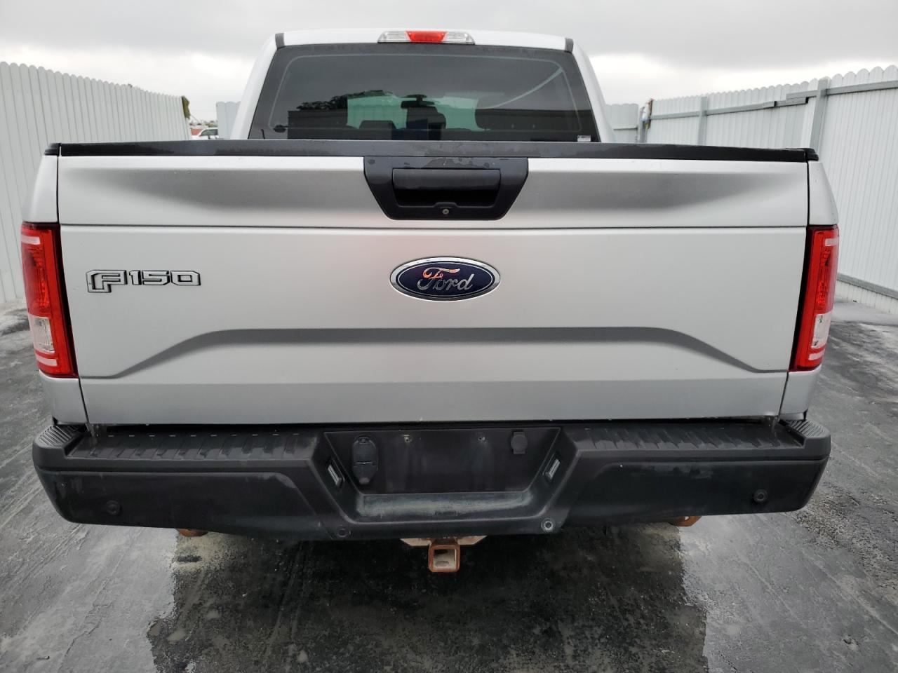 2017 Ford F-150 - Image 6