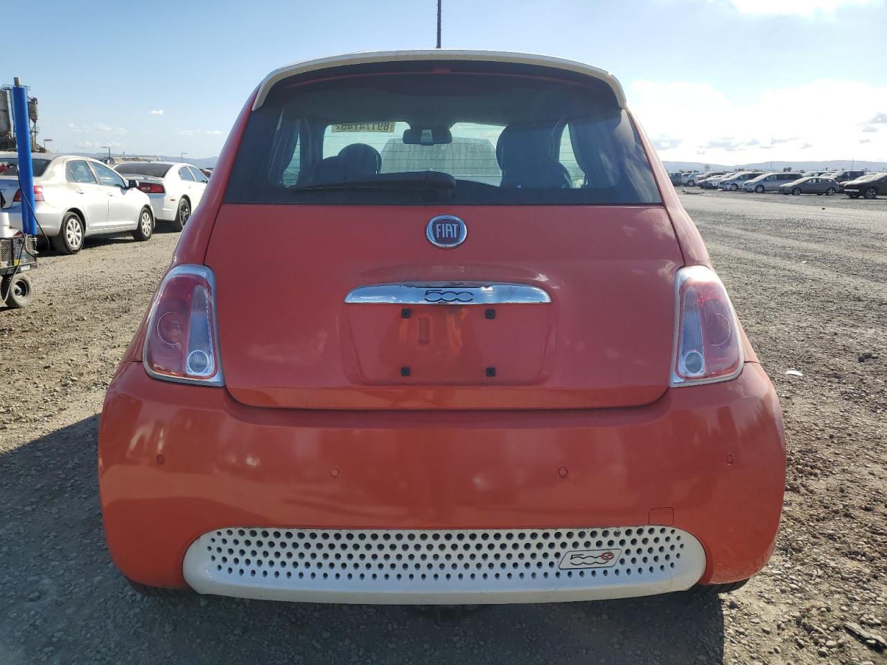 VIN 3C3CFFGEXFT555389 2015 FIAT 500 no.6