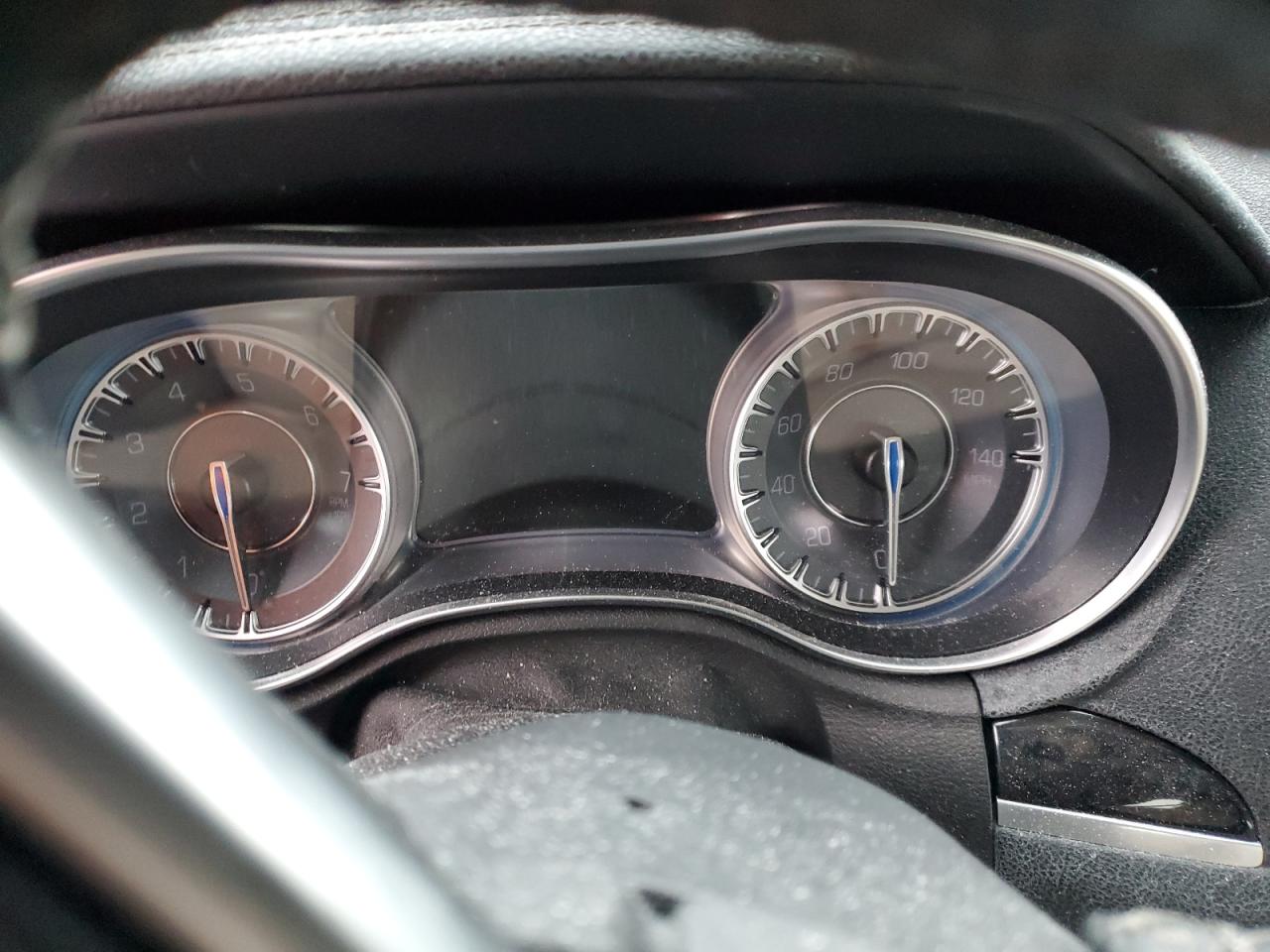 2018 Chrysler 300 Limited VIN: 2C3CCAKG0JH240946 Lot: 89614985