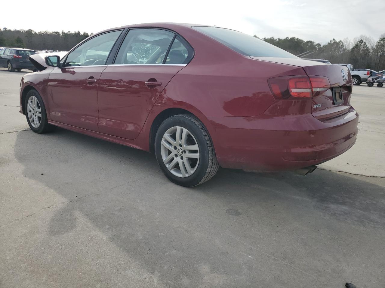2017 Volkswagen Jetta - Image 2
